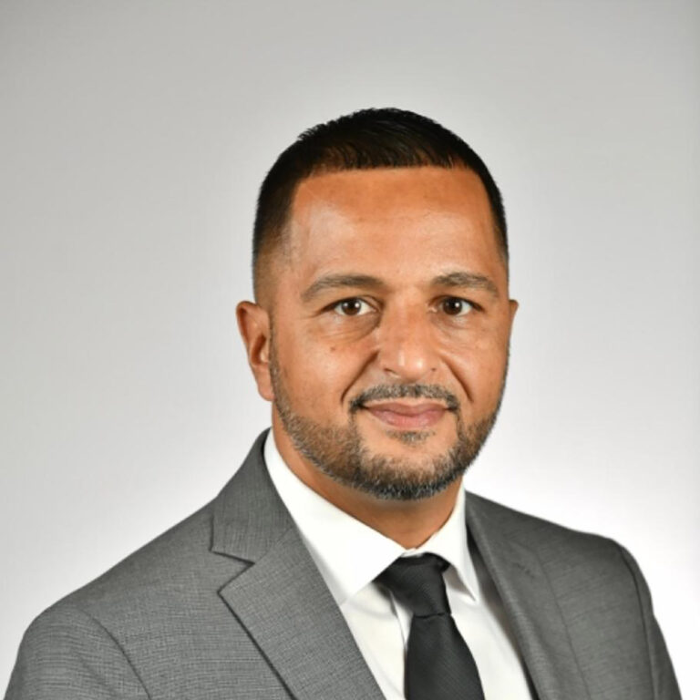 Javier Reyes headshot